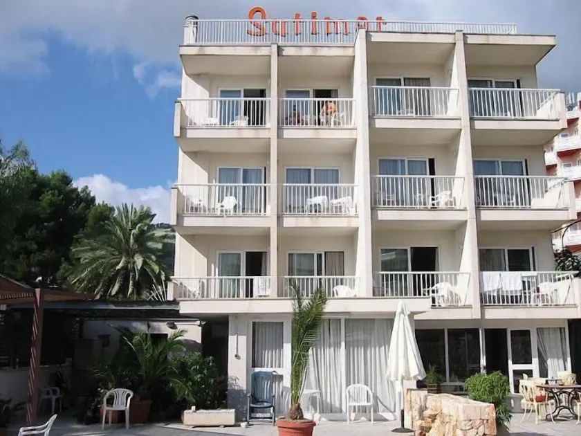 Hostal Residencia Sutimar - Image 1