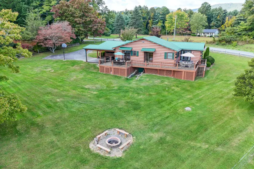 Blue Ridge Parkway House w/ Mountain Scenery! - Image 1