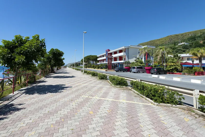 Grand Hotel La Tonnara - Image 1