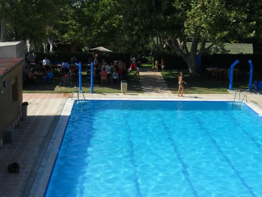 Camping Fuente de Piedra - Image 1