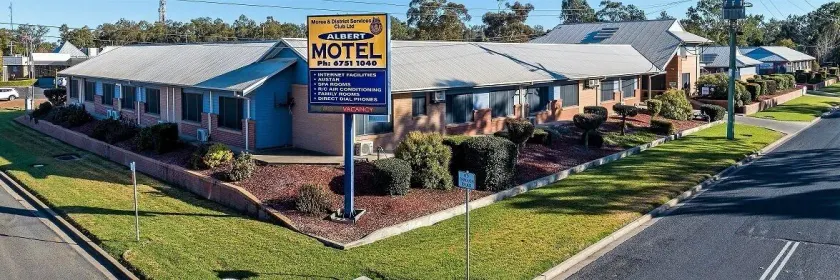Albert Motel - Image 1