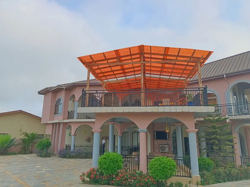 Osaah Bema lodge - Image 1