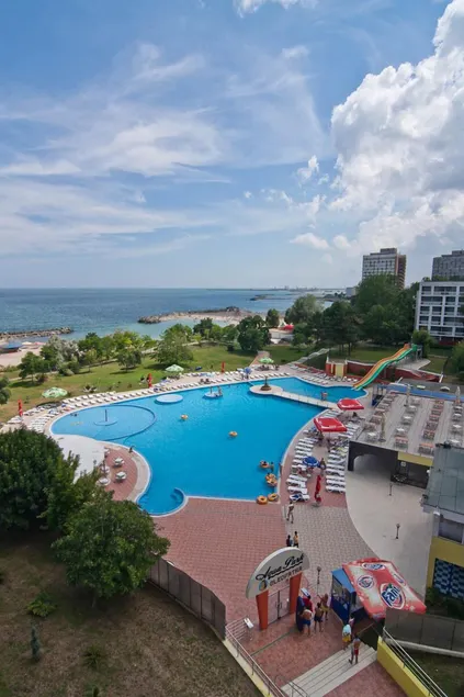 Hotel Cleopatra - Image 1