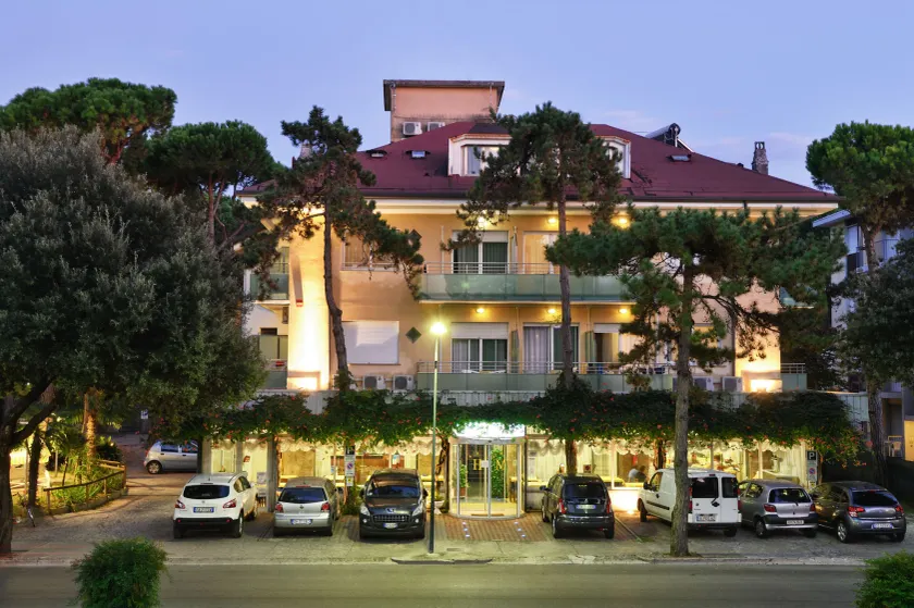 Hotel Mimosa - Image 1