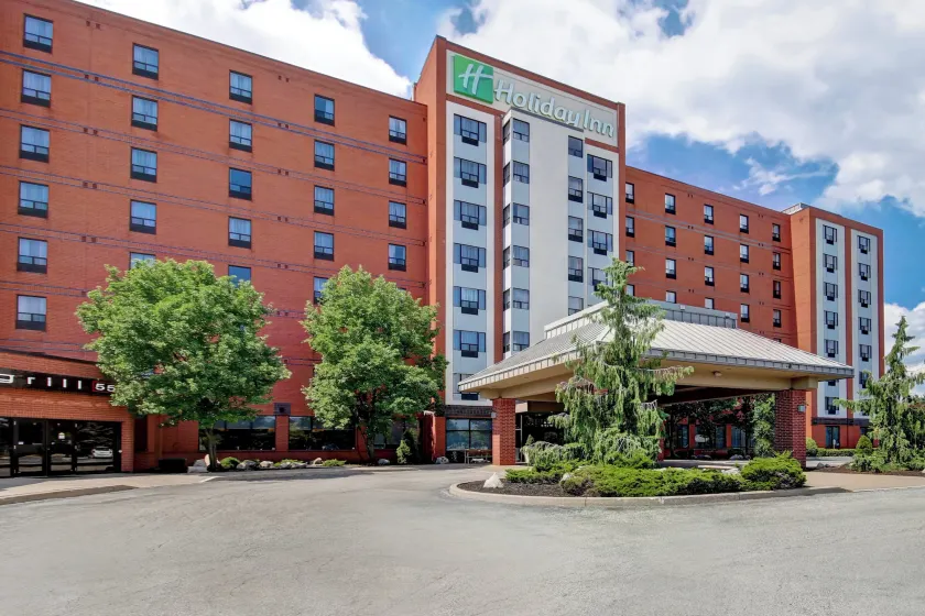 Holiday Inn Windsor - Ambassador Bridge by IHG - Image 1