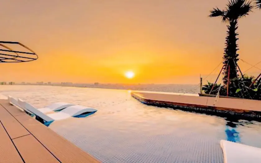 Terra Royal Luxury Vacation - Image 1
