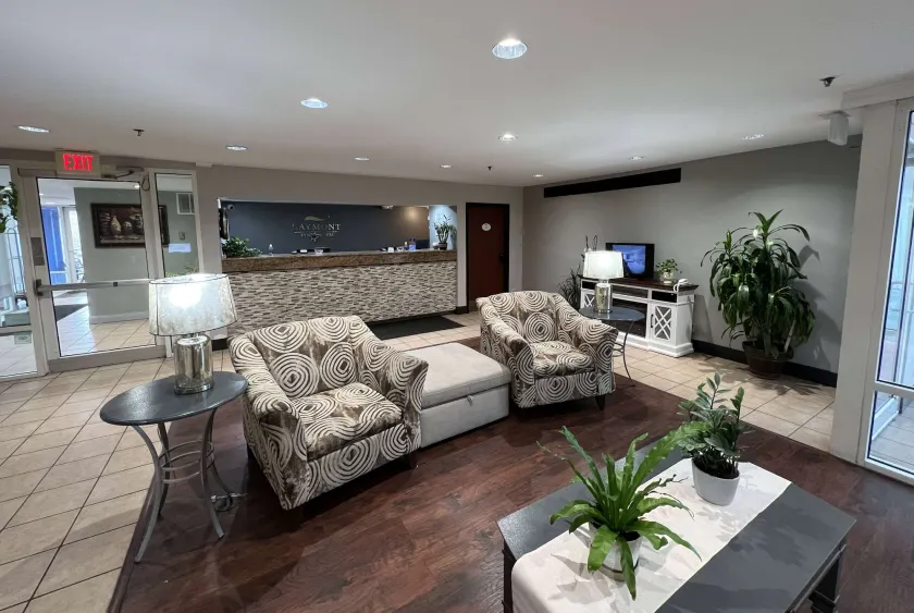 Baymont by Wyndham Peoria - Image 1