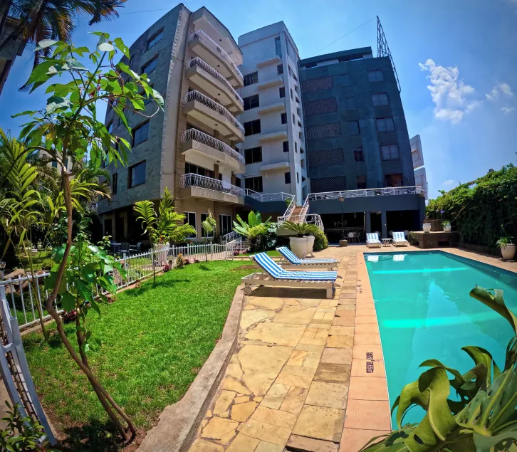 Eldon Hotel & Apartments - Image 1