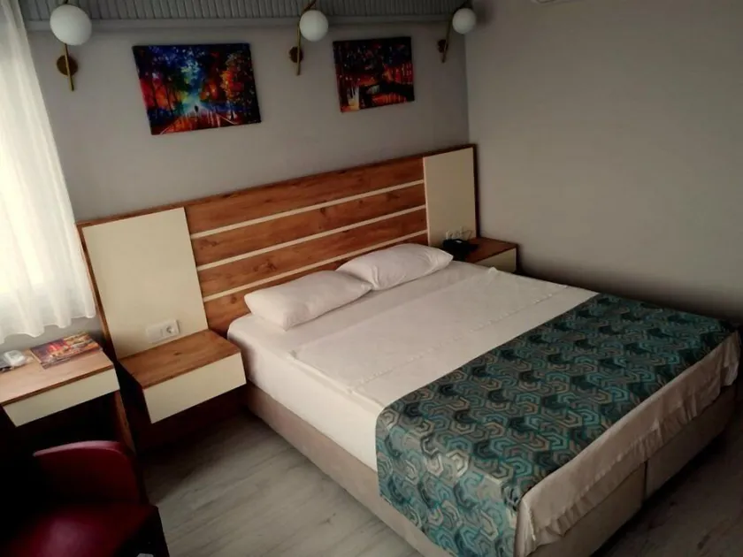 Anibal Hotel - Image 1