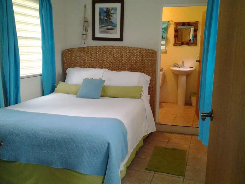 Casa de Tortuga Guesthouse - Image 1