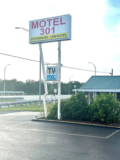 Motel 301 - Image 1