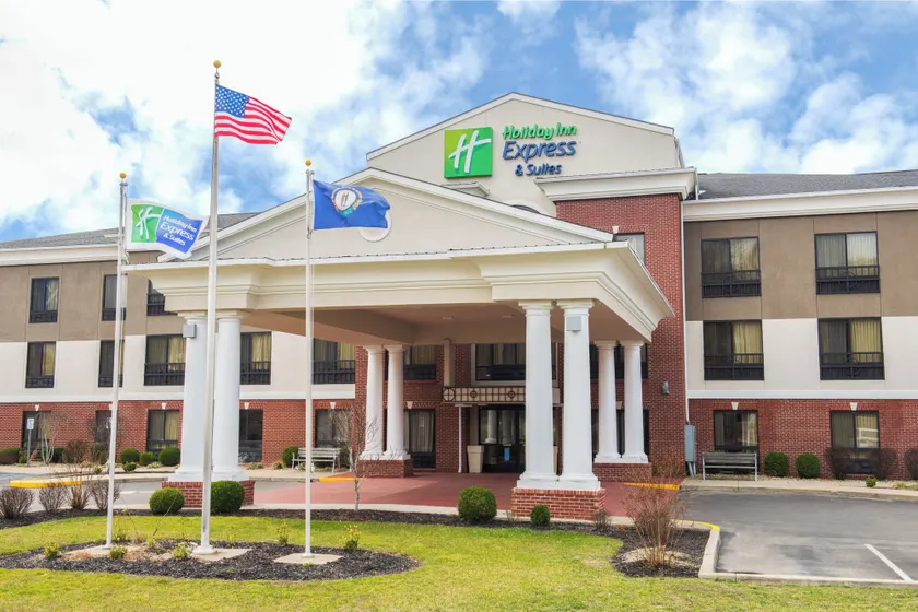 Holiday Inn Express Hotel & Suites Ashland by IHG - Image 1