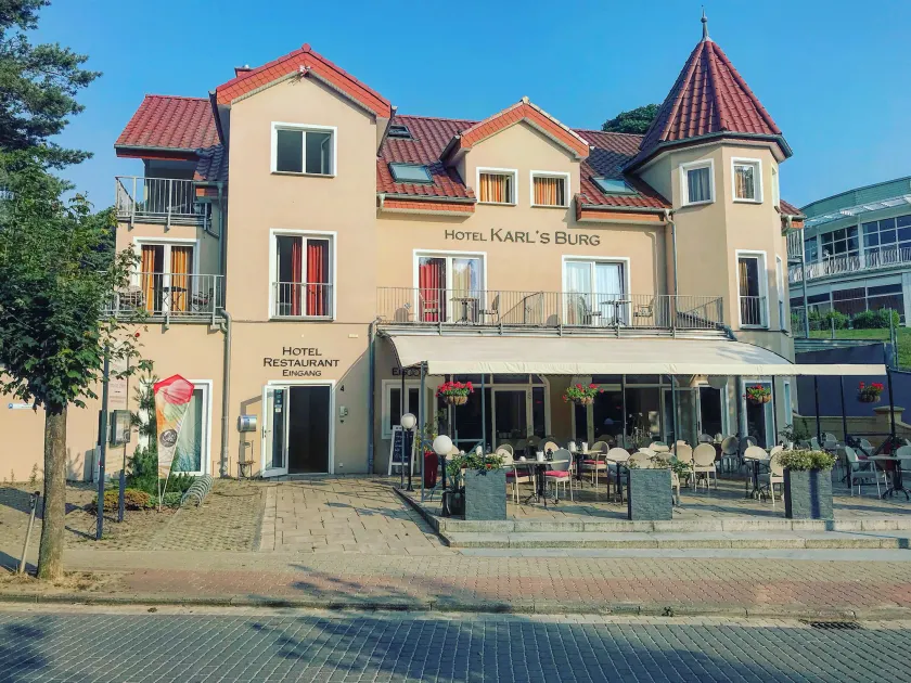 Hotel Karl's Burg - Image 1
