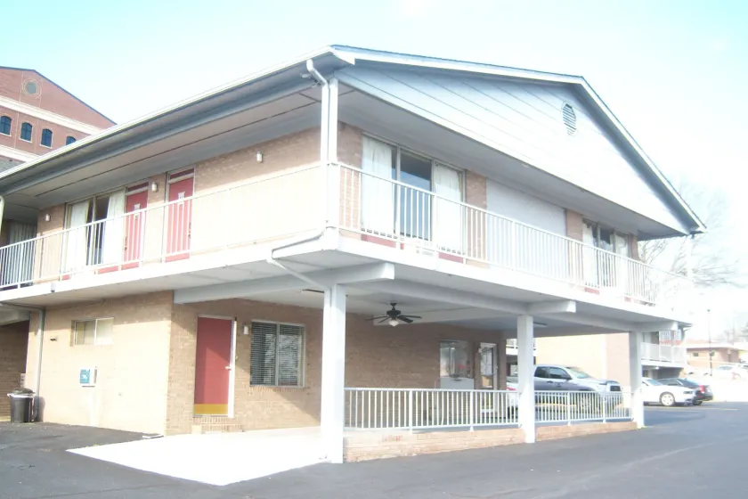 Budgetel Inn & Suites - Image 1