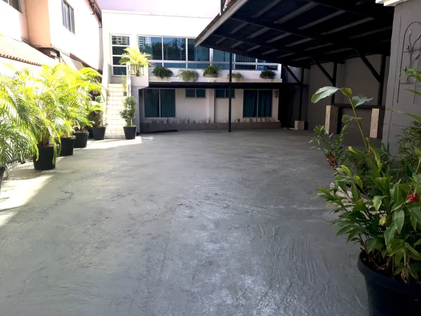 SERENADE Lodging Rooms - Image 1