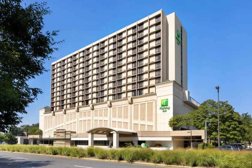 Holiday Inn National Airport/Crystal City by IHG - Image 1