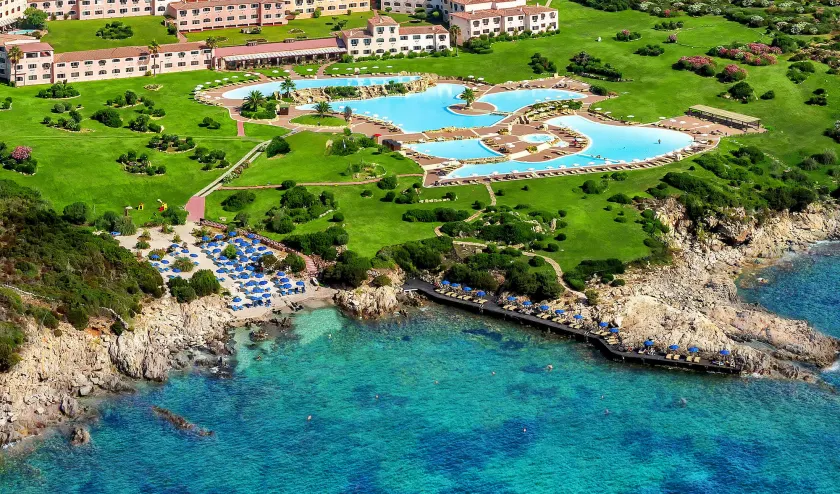COLONNA RESORT, a Colonna Luxury Beach Hotel, Porto Cervo - Image 1