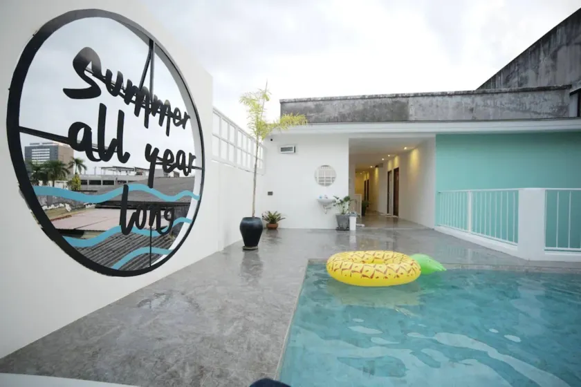 Borbaboom Phuket Poshtel & Hostel - Image 1