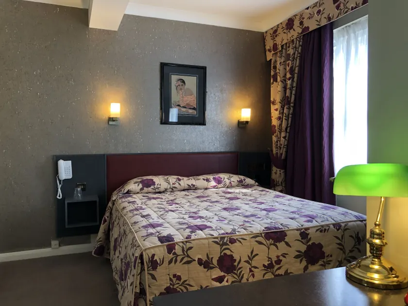 Mitre House Hotel - Image 1