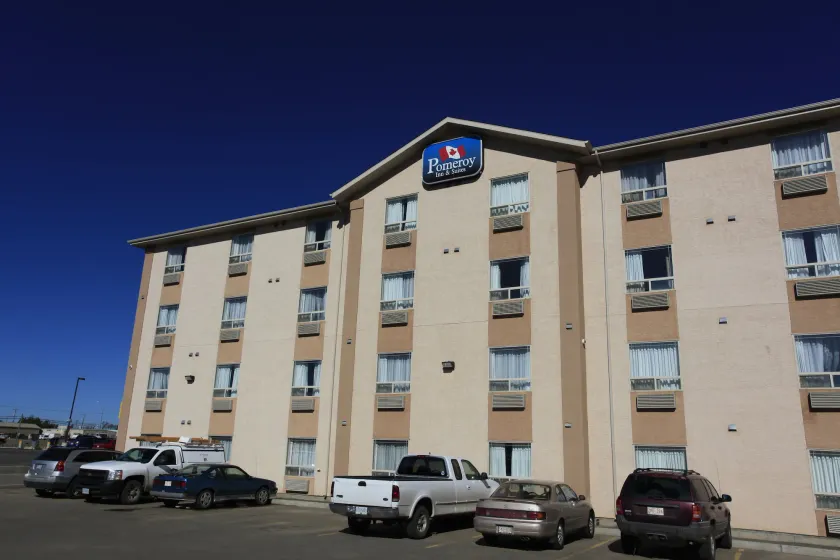 Pomeroy Inn & Suites Fort St. John - Image 1