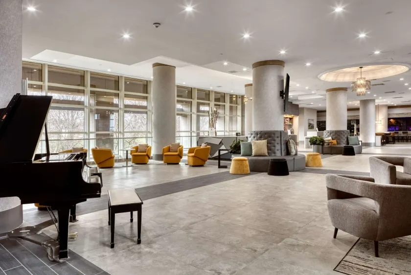 DoubleTree by Hilton Tulsa - Warren Place - Image 1