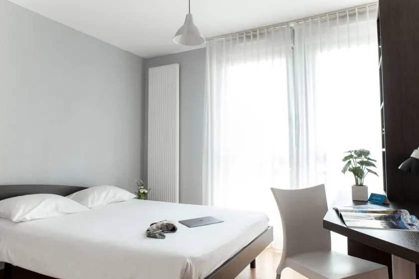 Comfort Aparthotel Besancon Hauts du Chazal - Image 1
