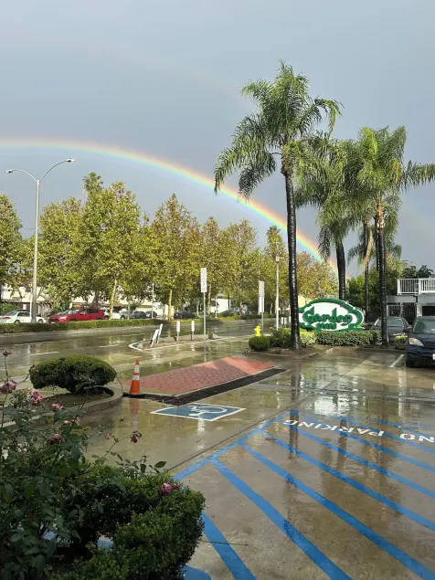 Garden Inn San Gabriel - Image 1