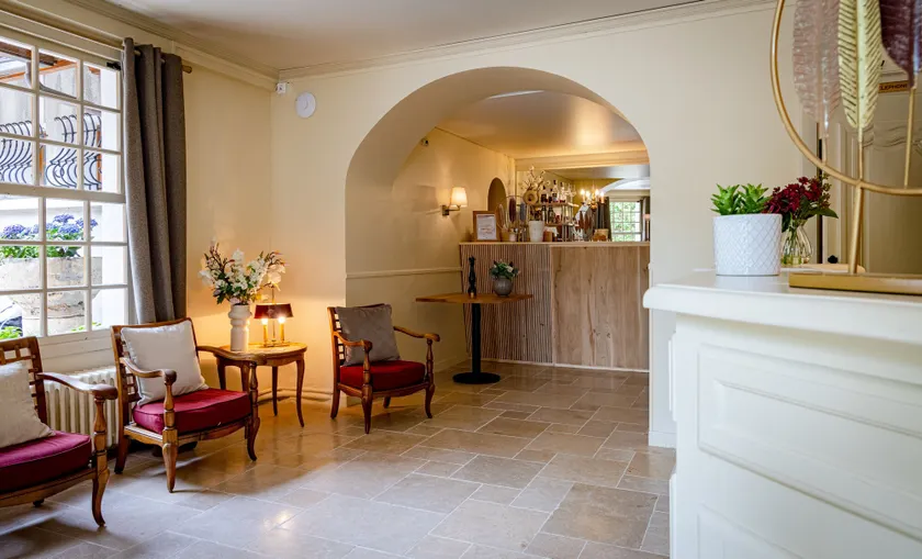 Relais de la Source - Reception