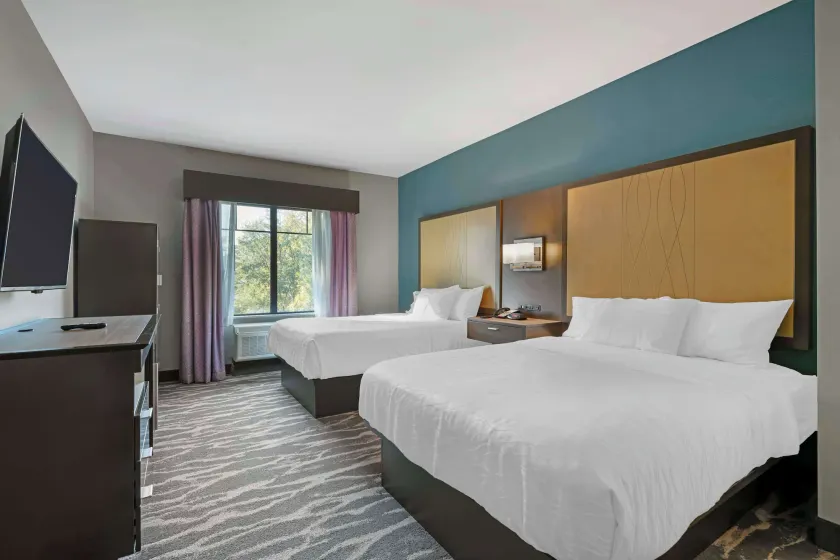 Best Western PLUS Ruston Hotel - Image 1