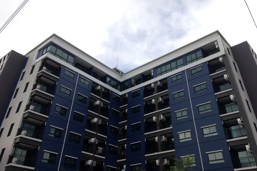 Ploen Ploen Residence - Image 1