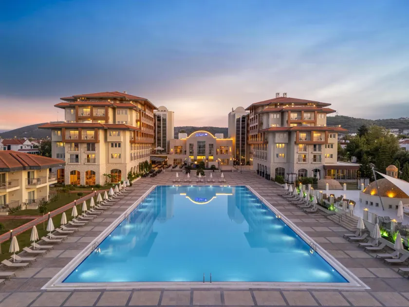 Radisson Blu Resort & Spa Cesme - Image 1