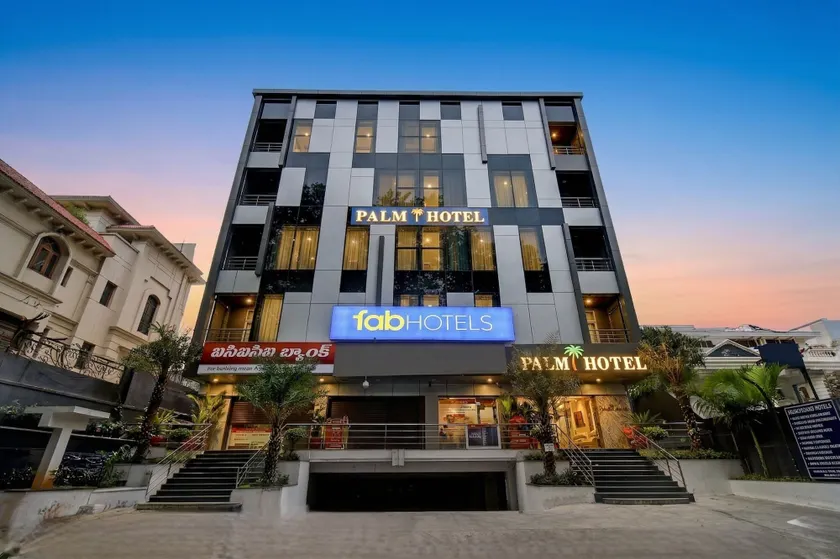 FabHotel Palm Tree - Apollo Hospital & Road No 92, Jubilee Hills - Image 1