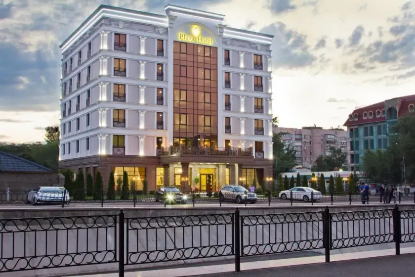 Plaza Hotel Almaty - Image 1