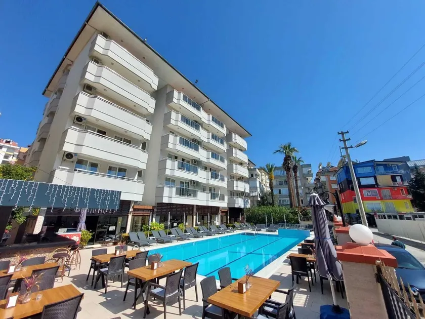 Blue Heaven Apart Hotel - Image 1