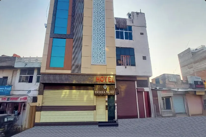 Hotel Rashika Palace Near Sindhi Camp Bus Stand, Jaipur - Image 1