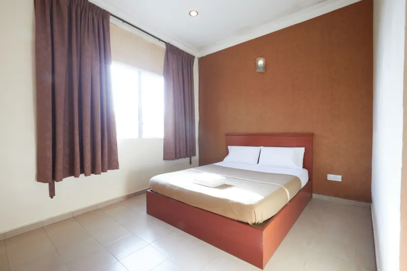 Gurney Inn - Image 1