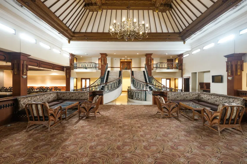 Loman Park Hotel Yogyakarta - Image 1