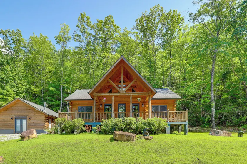 Updated Cabin By Linville Falls: Deck & Game Room! - Image 1
