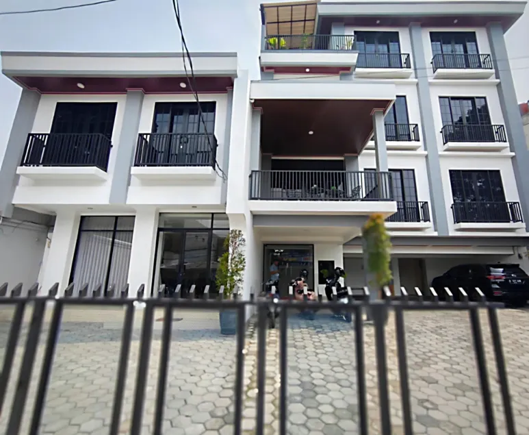 Twins Hotel Boutique Syariah - Image 1