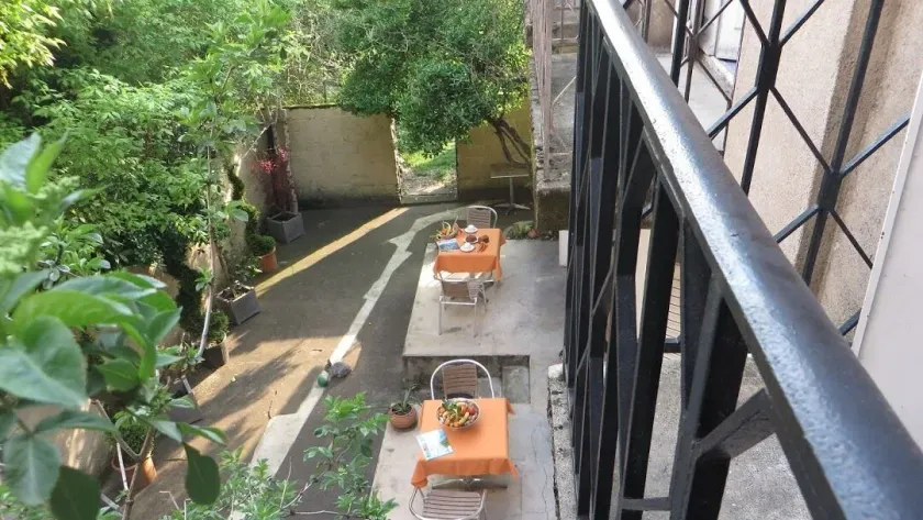 Hotel Régina - Image 1