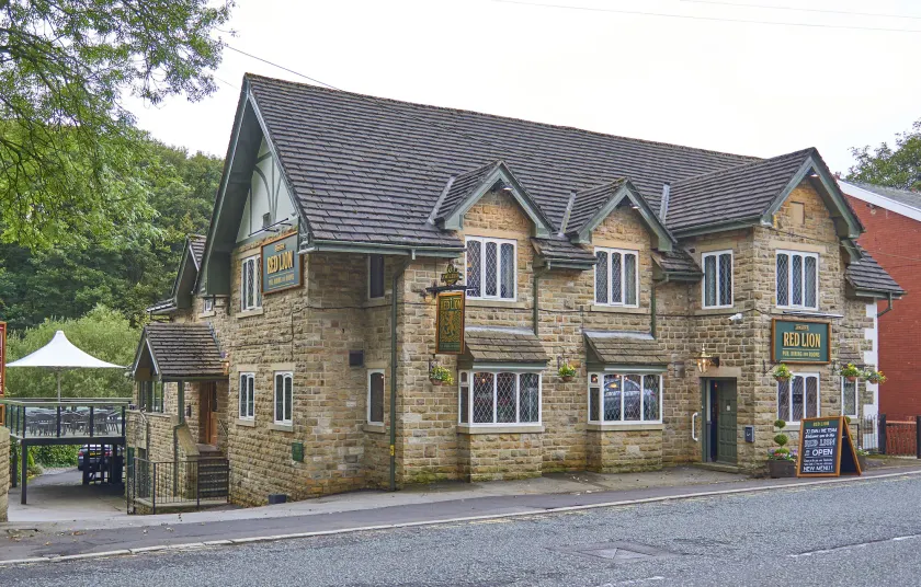 The Red Lion Hawkshaw - Image 1