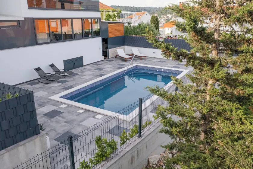 Orange Apartment&Spa Okrug Gornji - Image 1