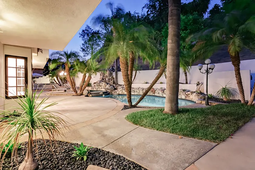 Beverly Glen Estate - Image 1