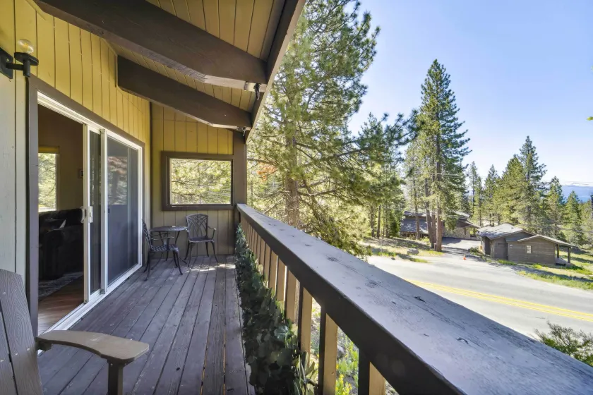10 Mi to Palisades Tahoe! Condo w/ Game Room - Interiør