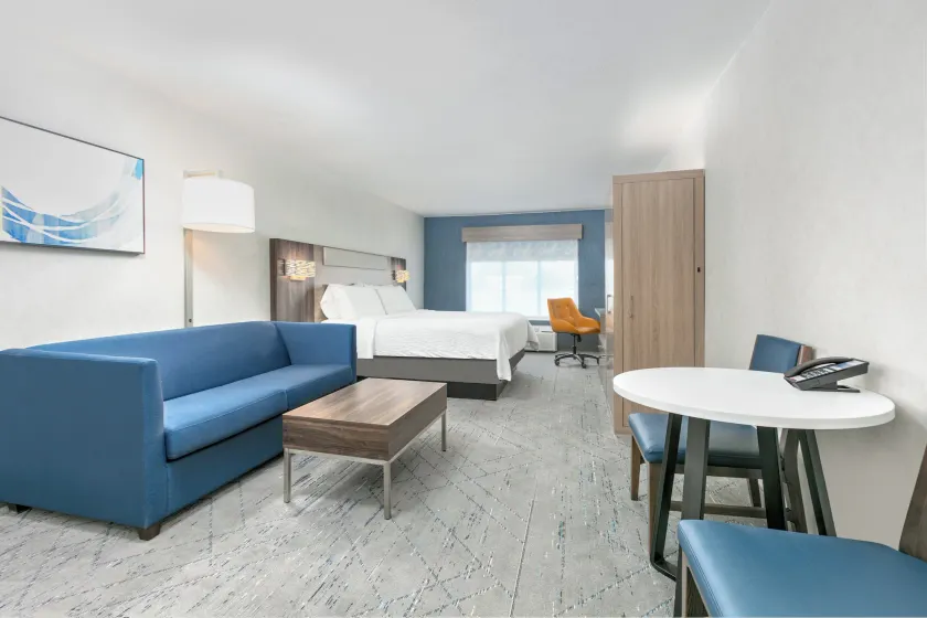 Holiday Inn Express Hotel and Suites Valparaiso by IHG - Quarto