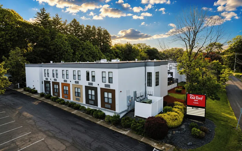 Red Roof Inn & Suites Middleborough - Image 1