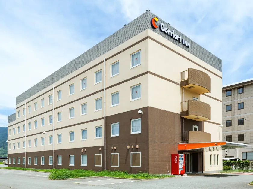 Comfort Inn Kofu Isawa - Image 1