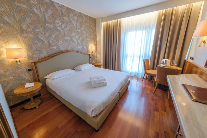 Perugia Plaza Hotel - Image 1