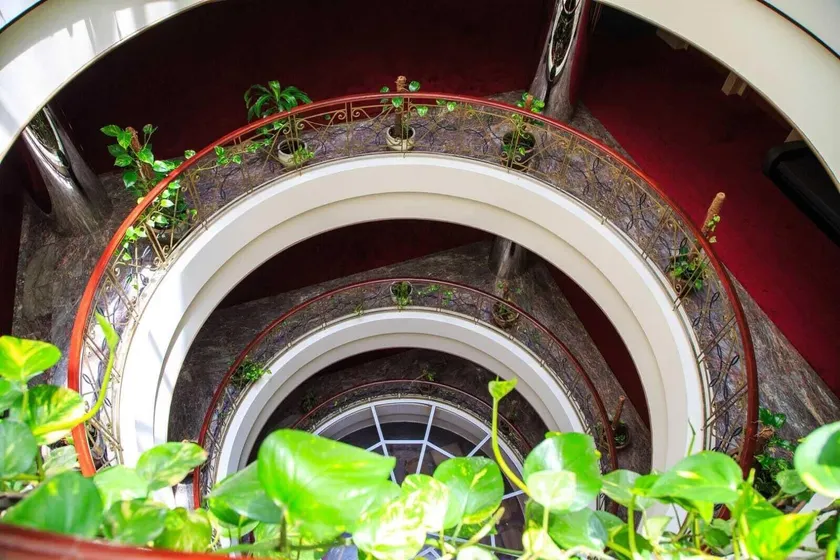 Gulf Pearl Hotel - Interior entrance