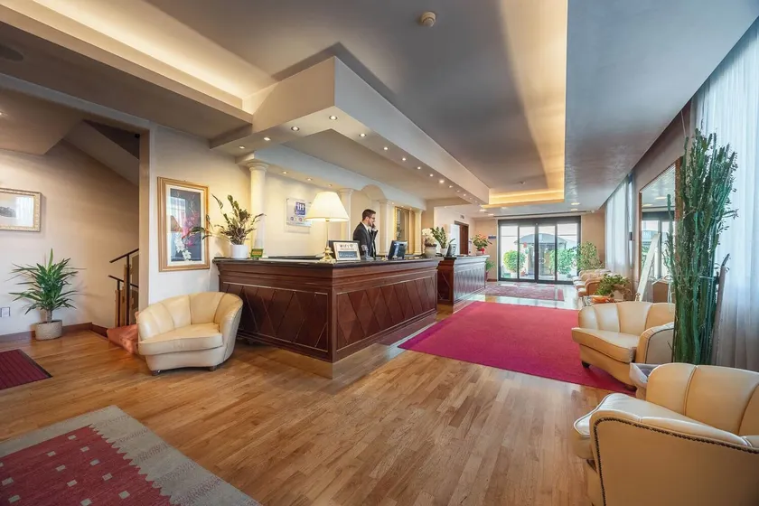 iH Hotels Padova Admiral - Image 1